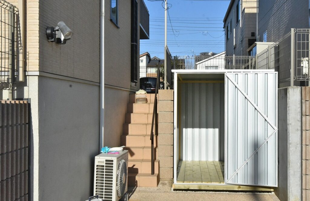 コンテナ物置