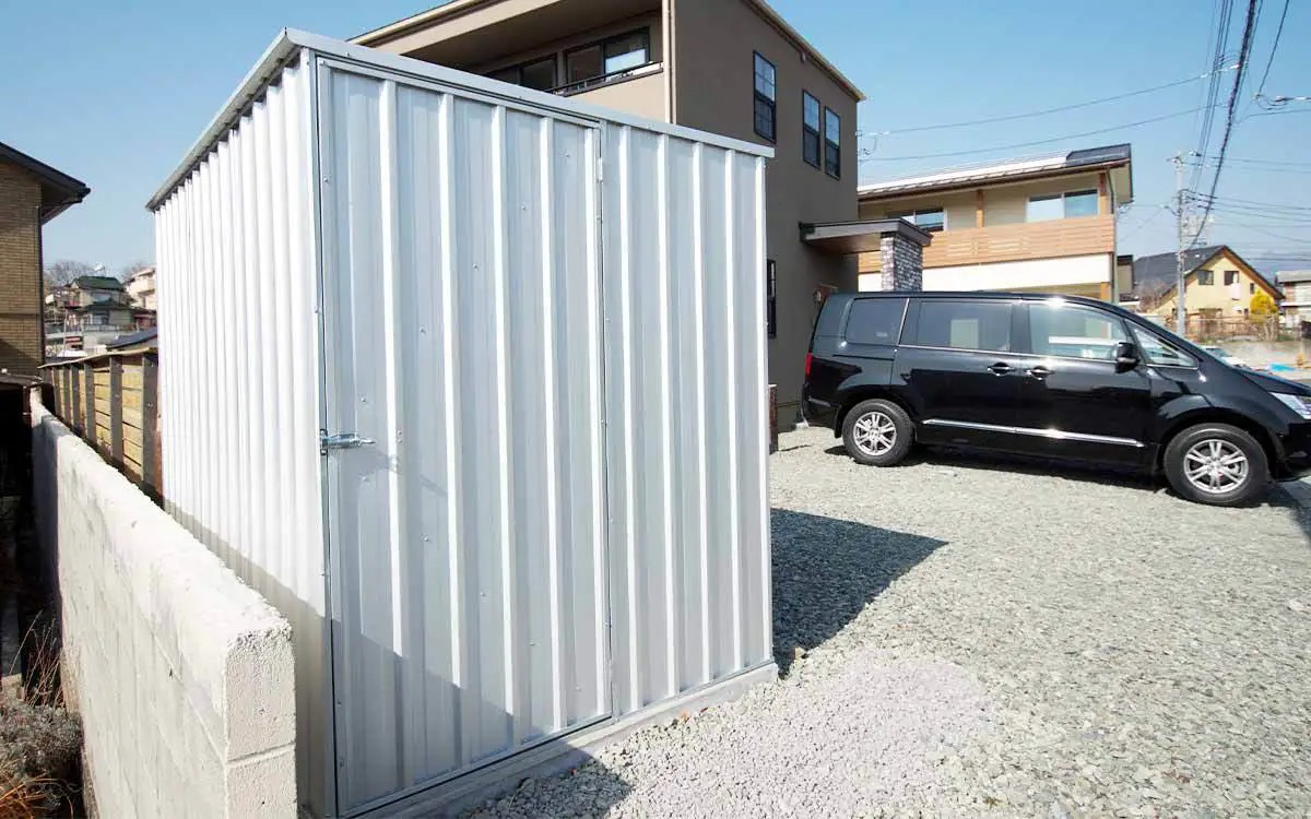 ロードバイクの拠点となるかっこいい小屋　ユーロ物置®︎バイシクルキューブシリーズ