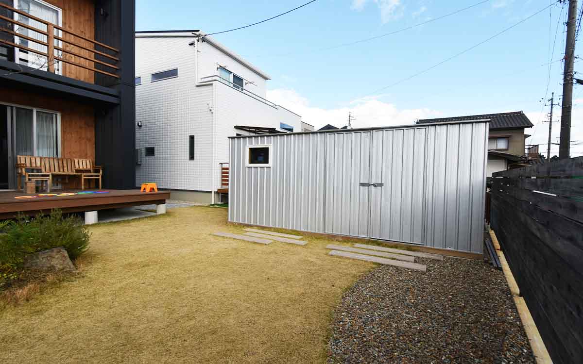 暮らしをおもしろくする、おしゃれな物置小屋