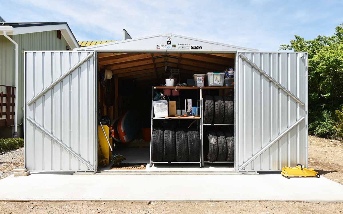 物置を使ったおしゃれなタイヤ収納実例11選